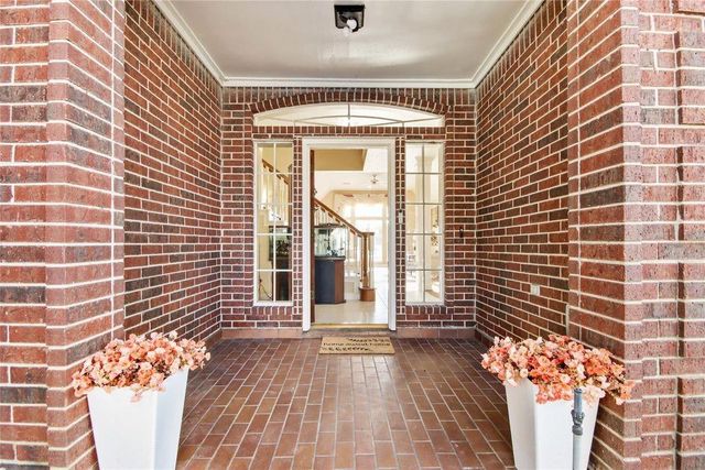 8411 Rockford Hall Drive, Spring, TX 77379