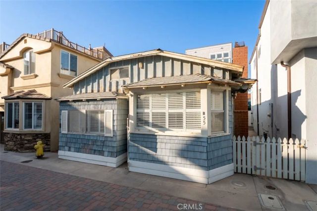 55 Surfside, Surfside, CA 90743