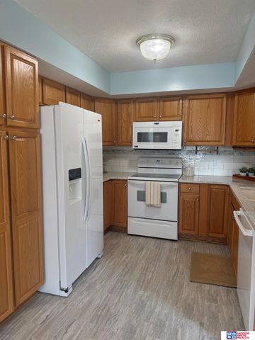 6559 Cascade Drive, Lincoln, NE 68504