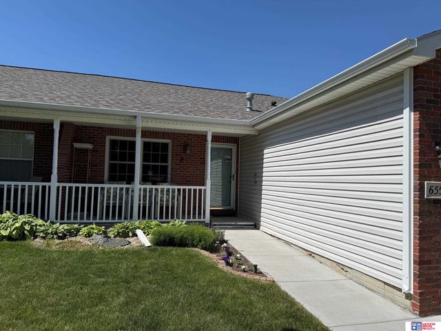 6559 Cascade Drive, Lincoln, NE 68504