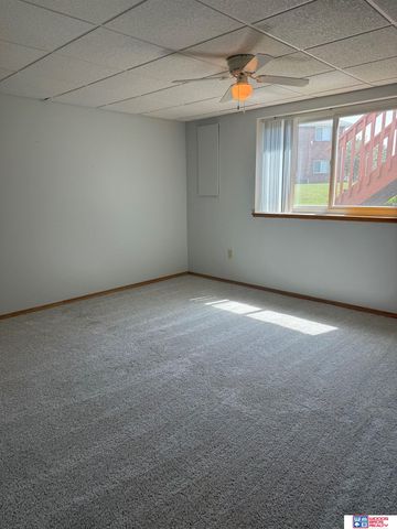 6559 Cascade Drive, Lincoln, NE 68504