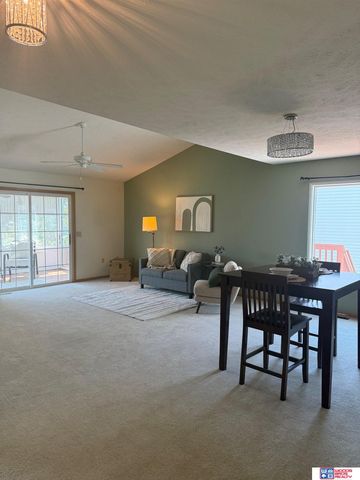 6559 Cascade Drive, Lincoln, NE 68504