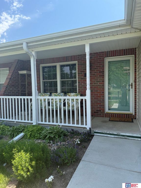 6559 Cascade Drive, Lincoln, NE 68504