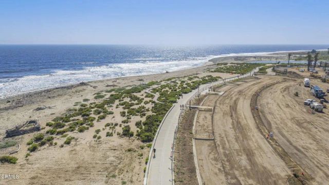 1245-1247 Devon Lane, Ventura, CA 93001