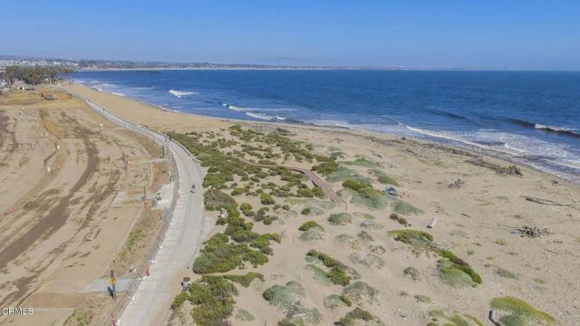 1245-1247 Devon Lane, Ventura, CA 93001
