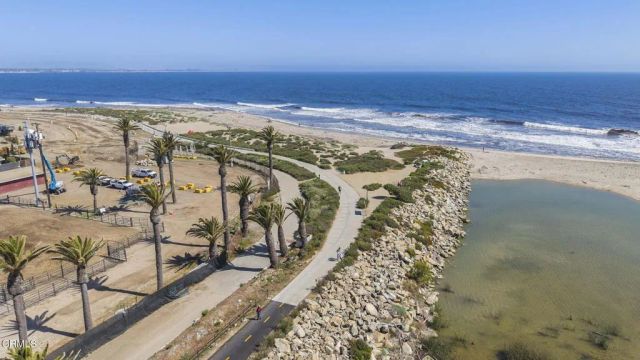 1245-1247 Devon Lane, Ventura, CA 93001