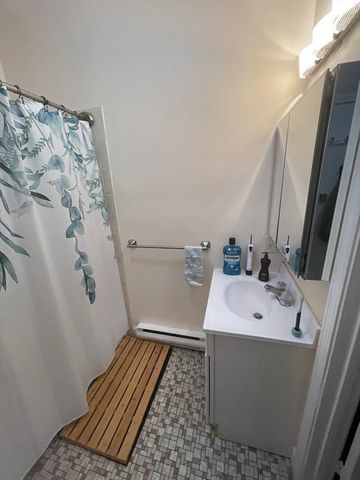 1810 Dorchester Ave 6, Boston, MA 02124