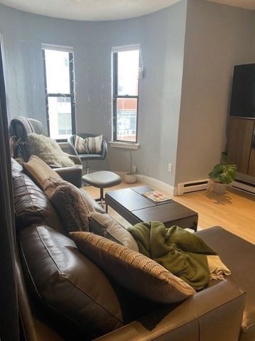 1810 Dorchester Ave 6, Boston, MA 02124