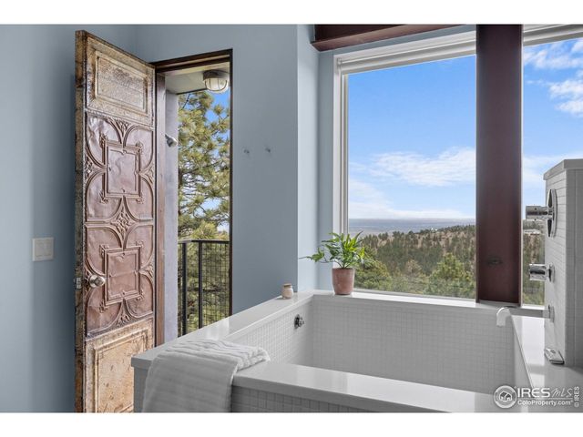 1440 Reed Ranch Rd, Boulder, CO 80302