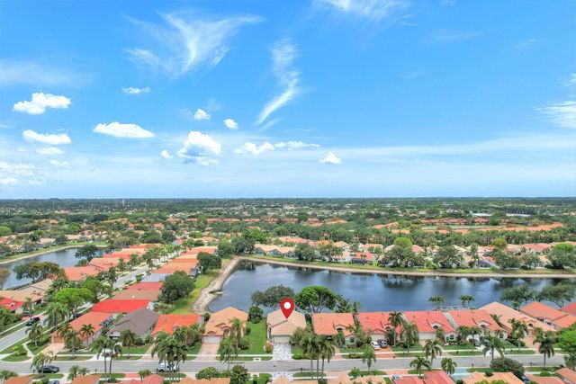 9883 Harbour Lake Cir, Boynton Beach, FL 33437