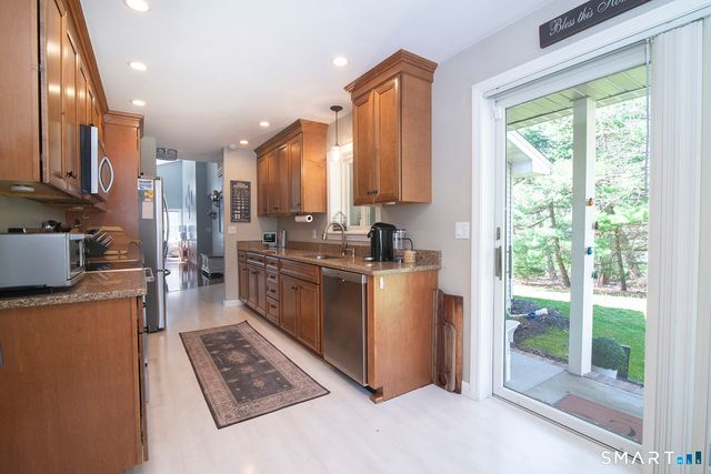 35 Stewart Road, Stonington, CT 06379