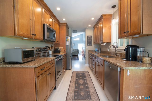 35 Stewart Road, Stonington, CT 06379