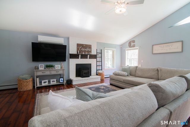 35 Stewart Road, Stonington, CT 06379