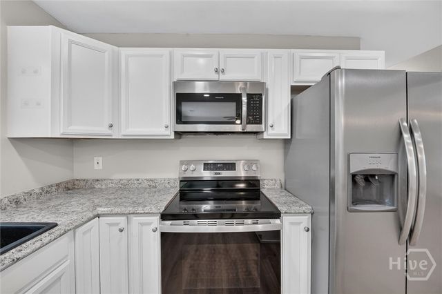 1907 E 63rd Street, Savannah, GA 31404