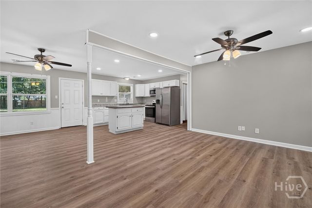 1907 E 63rd Street, Savannah, GA 31404