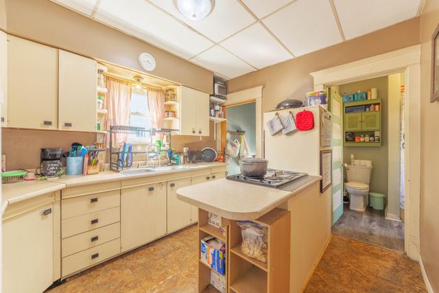 1123 Egleston Avenue, Kalamazoo City, MI 49001
