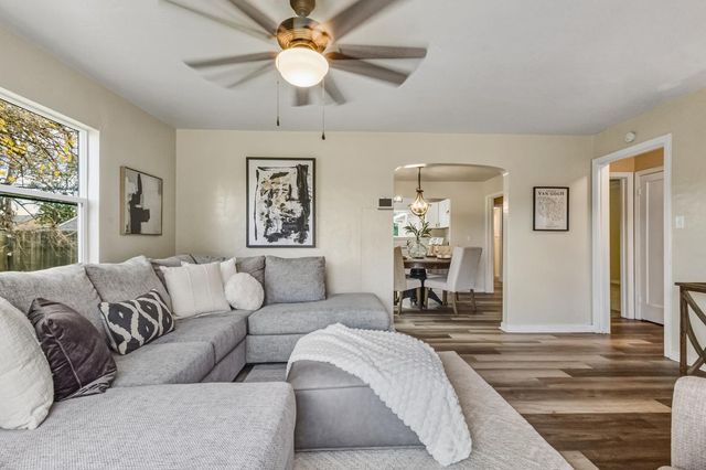 1750 Elmwood Ave, Stockton, CA 95204