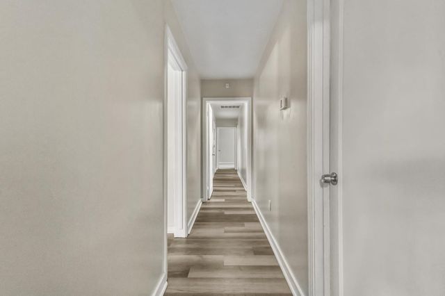 1750 Elmwood Ave, Stockton, CA 95204