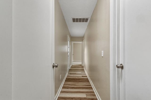 1750 Elmwood Ave, Stockton, CA 95204