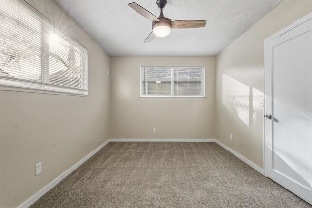 1750 Elmwood Ave, Stockton, CA 95204