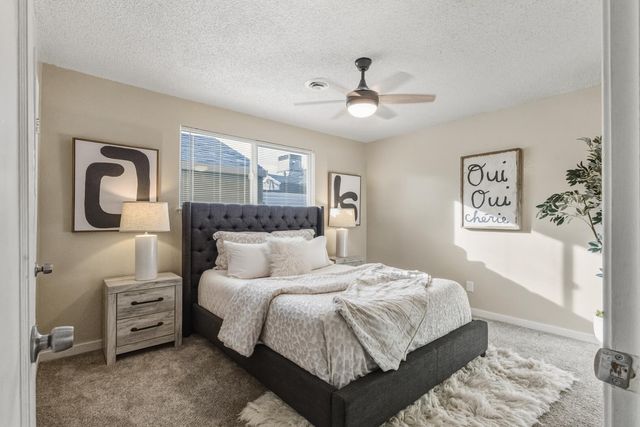 1750 Elmwood Ave, Stockton, CA 95204