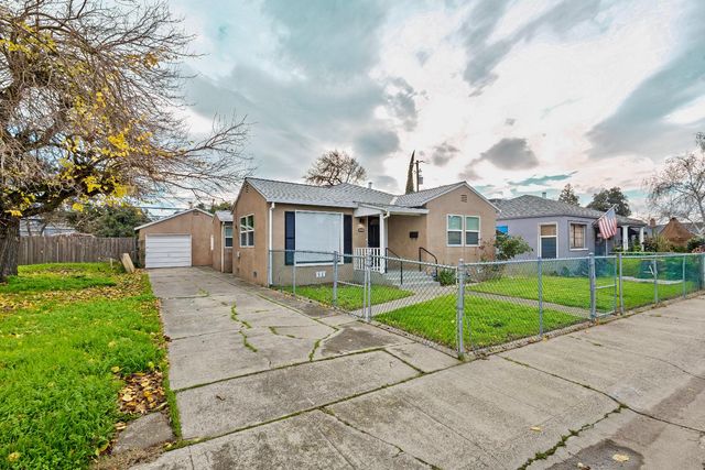 1750 Elmwood Ave, Stockton, CA 95204