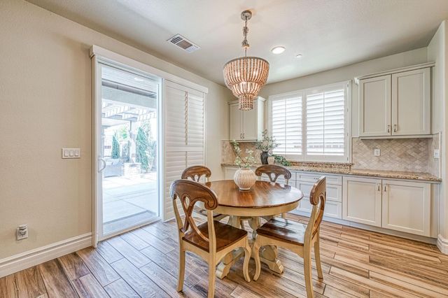 1266 N Redington Avenue, Clovis, CA 93619