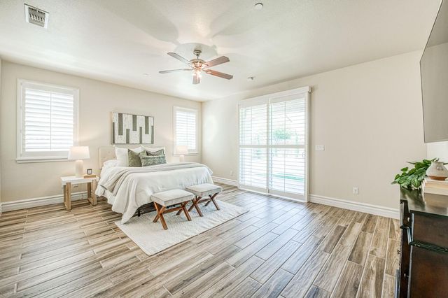 1266 N Redington Avenue, Clovis, CA 93619
