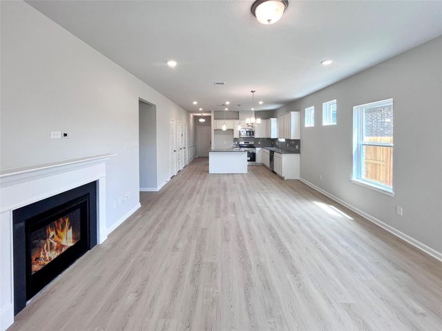 1606 River Scene Trail, Dayton, TX 77535