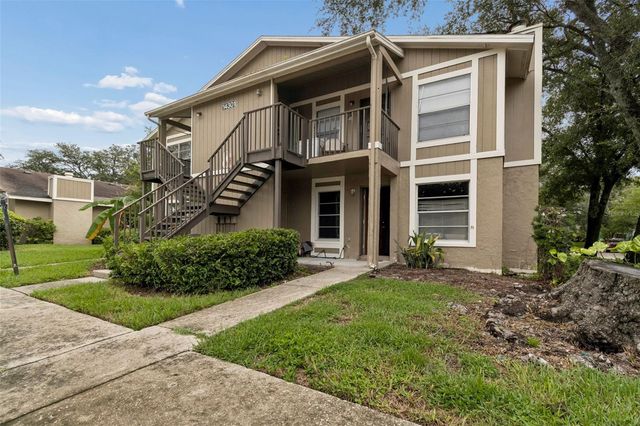 14301 HANGING MOSS CIRCLE 202, Tampa, FL 33613
