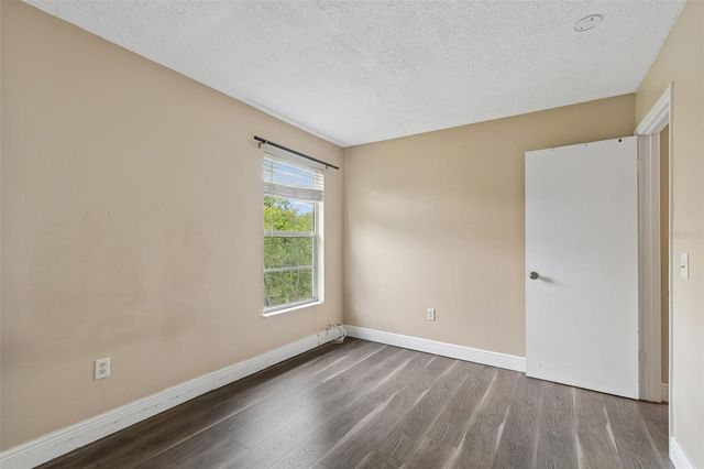 14301 HANGING MOSS CIRCLE 202, Tampa, FL 33613