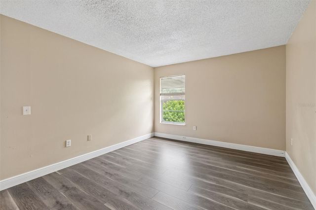 14301 HANGING MOSS CIRCLE 202, Tampa, FL 33613