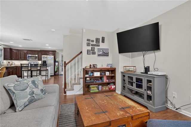 88 Ericsson ST, Portsmouth, VA 23702