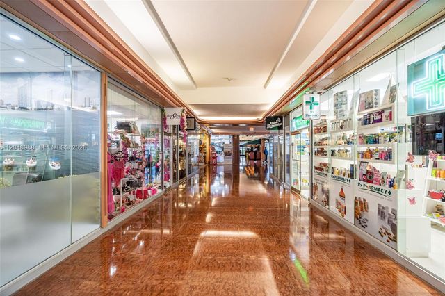 1717 N Bayshore Drive A1953, Miami, FL 33132