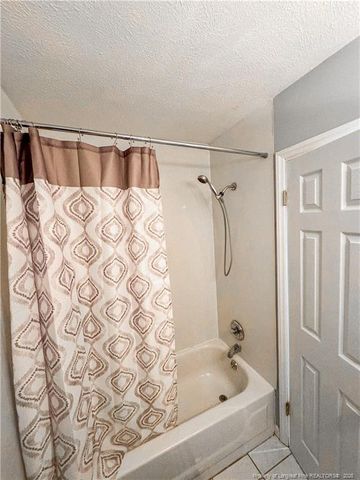 2879 County Line Road, Saint Pauls, NC 28384