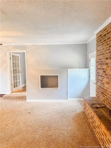 2879 County Line Road, Saint Pauls, NC 28384