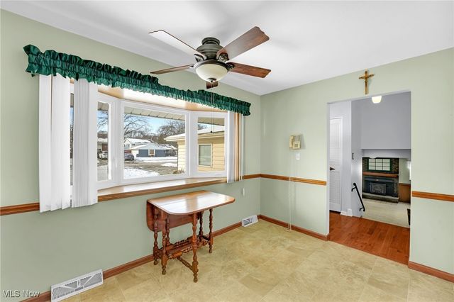 4281 Plumwood Drive, North Olmsted, OH 44070