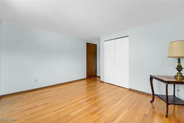 4281 Plumwood Drive, North Olmsted, OH 44070