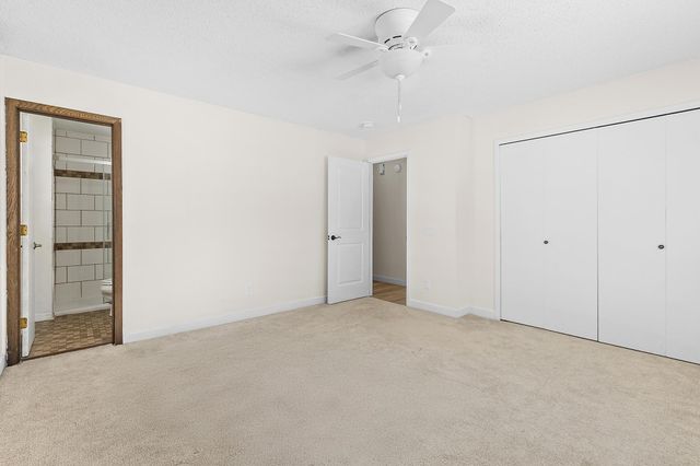 5885 Hidden Oaks Circle SE, Prior Lake, MN 55372