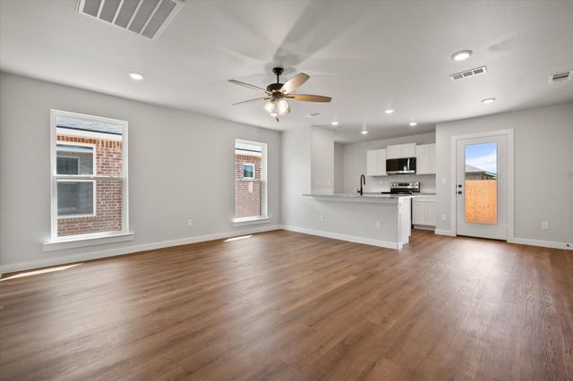 14408 Paris Avenue, Lubbock, TX 79423