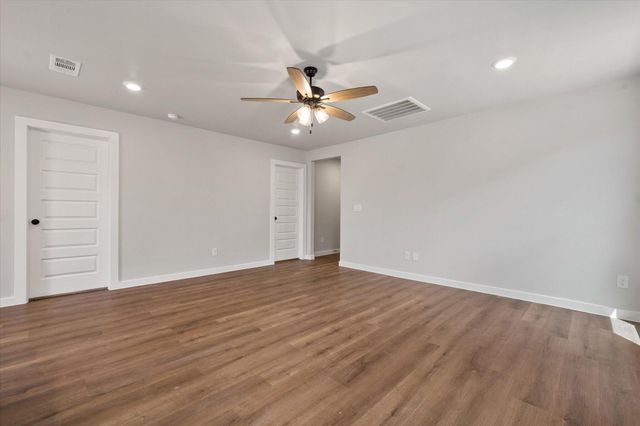 14408 Paris Avenue, Lubbock, TX 79423