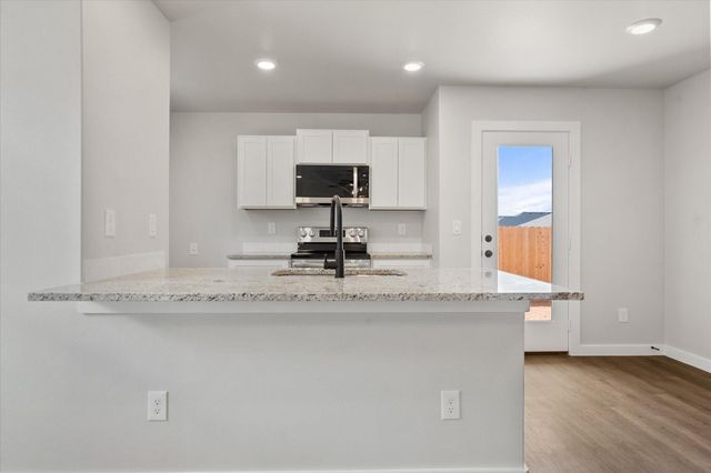 14408 Paris Avenue, Lubbock, TX 79423