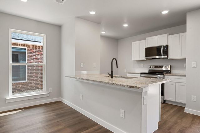 14408 Paris Avenue, Lubbock, TX 79423