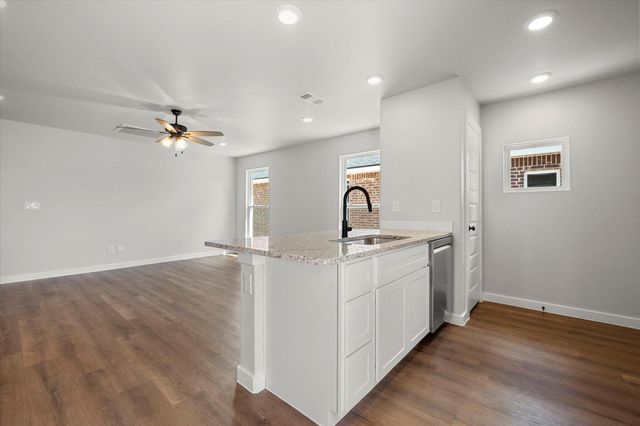 14408 Paris Avenue, Lubbock, TX 79423