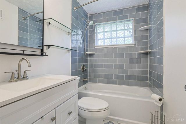 2855 Bahns Drive, Beavercreek, OH 45434