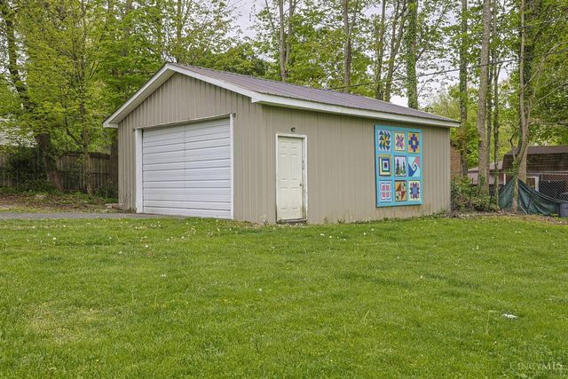 2855 Bahns Drive, Beavercreek, OH 45434
