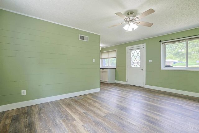 2855 Bahns Drive, Beavercreek, OH 45434