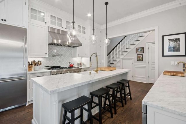 305 Abercorn Square, Peachtree City, GA 30269