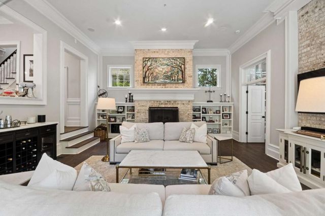 305 Abercorn Square, Peachtree City, GA 30269