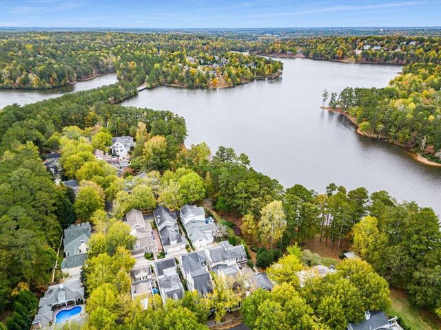 305 Abercorn Square, Peachtree City, GA 30269